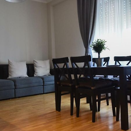 Karlo Main Square Apartments 1 Zagreb Bagian luar foto
